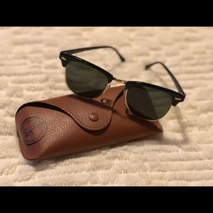 Ray-Ban Clubmaster Sunglasses (black & gold)